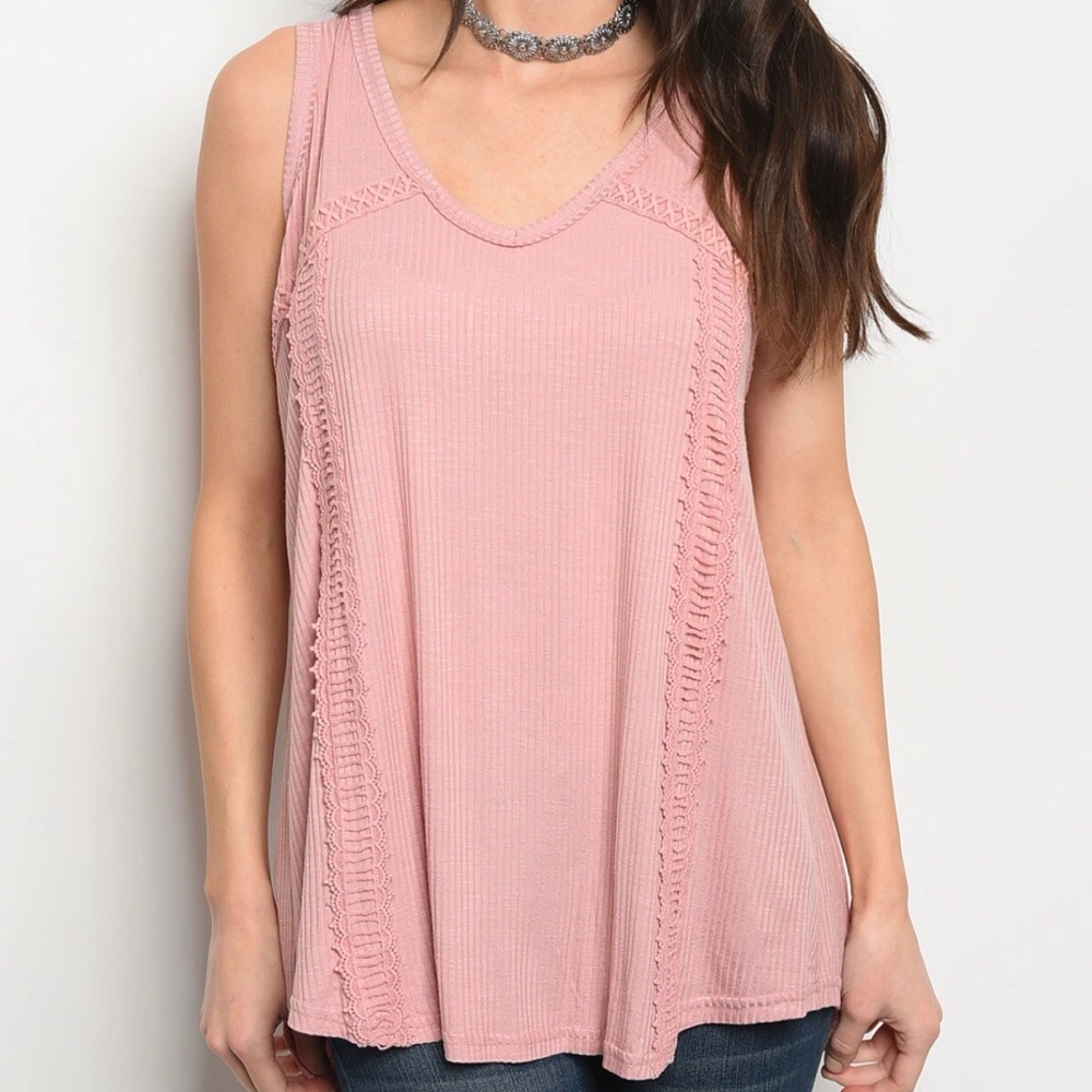 NWT ribbed blush tank